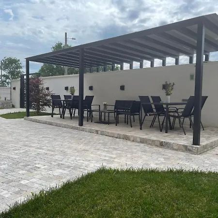 Guest house Aqua By The Sea 3*