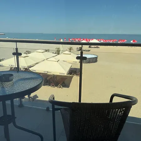 Aqua By The Sea 3*