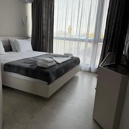 Aqua By The Sea Guest house 3*
